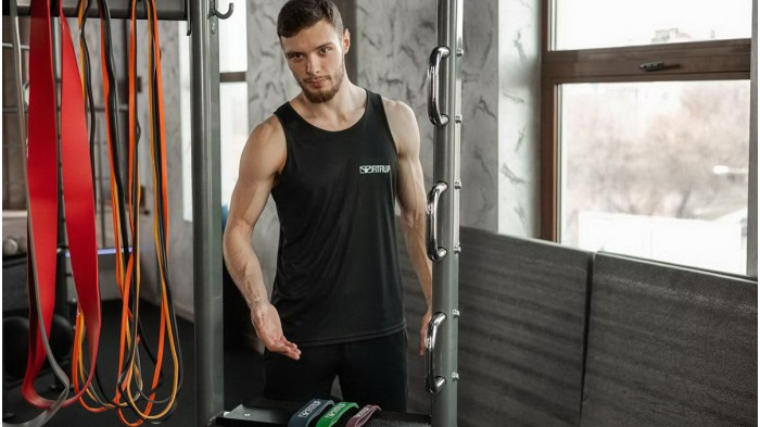 Чем отличаются петли в наборе?