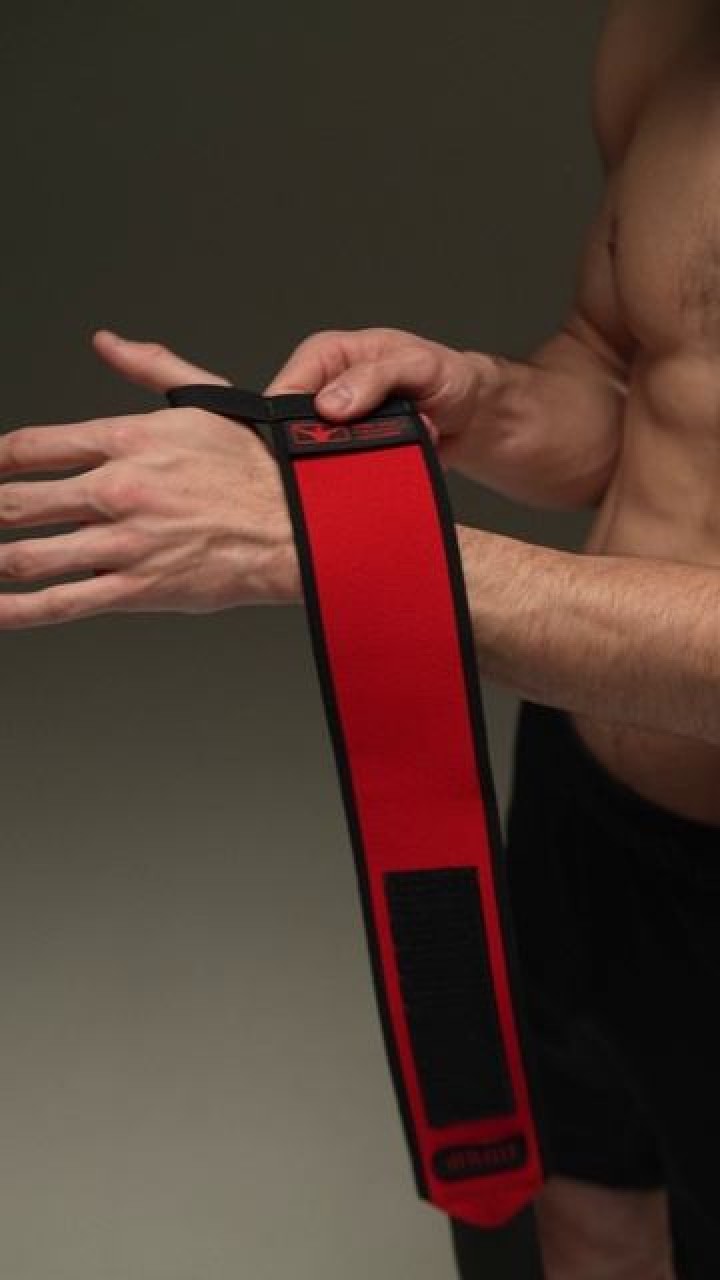 Силовые напульсники для рук Red